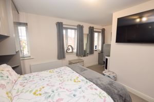 Bedroom- click for photo gallery
